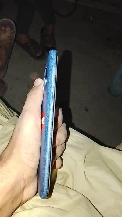 One Plus 7T 8 / 128