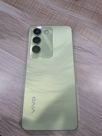 Vivo Y100
