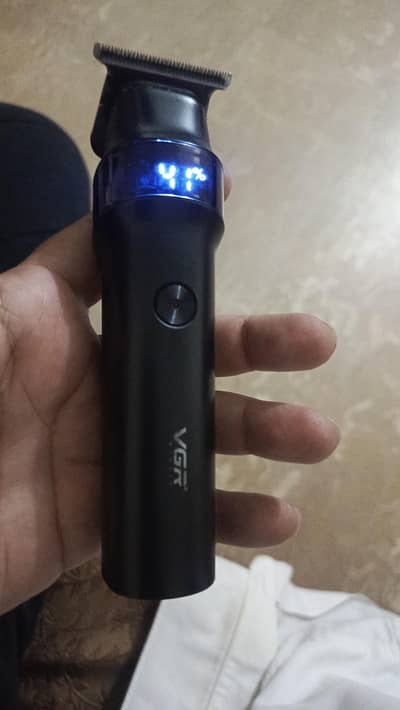 VGR HAIR TRIMMER LETHIUM Bettry 100% imported