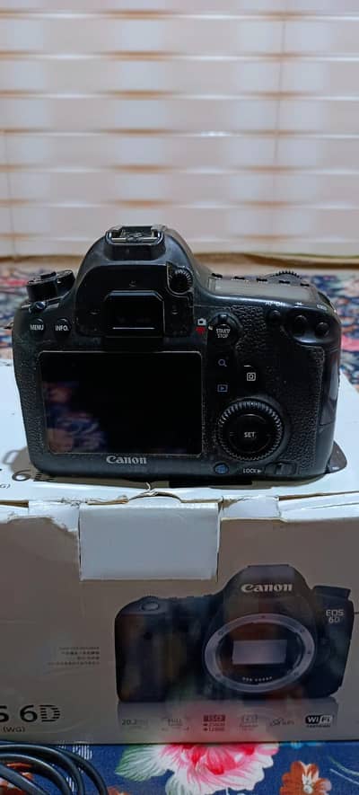 canon 6D DSLR camera excellent condition