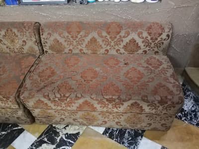 4 seats sofa set full poshished
