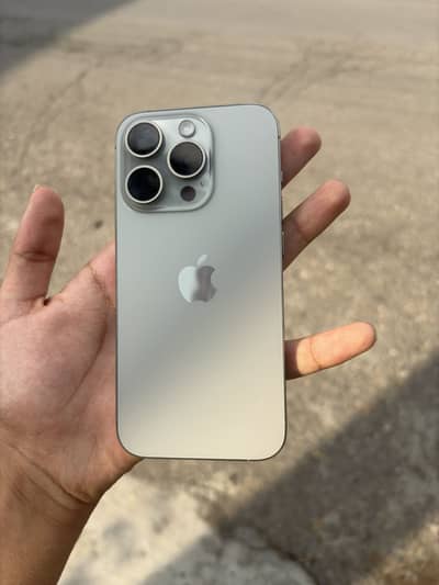 Apple iPhone 15 Pro