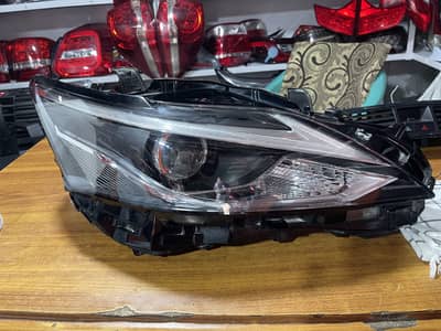 Toyota Lexus CT200 2022 Headlights Available