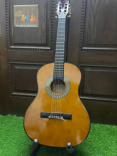Spanish nylon classical guitar best sound