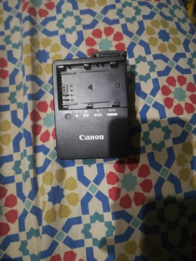 canon original charger lc-e6e