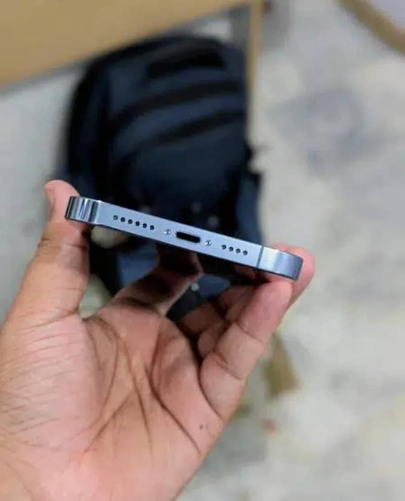 Apple iPhone 13 Pro Max 3