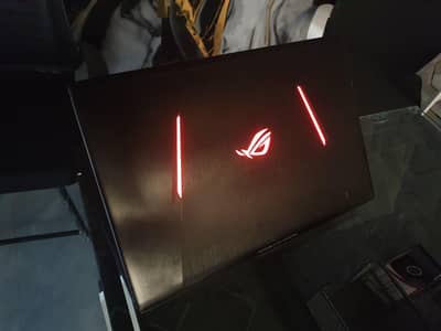 17.3 inch display Asus rog i7 7th nvidia