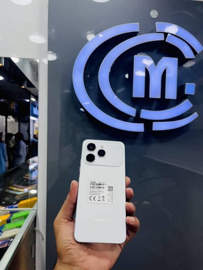 TECNO SPARK 40