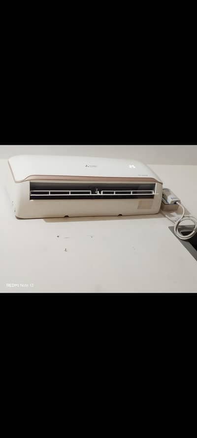 Assalam o Aalaikum midea company Ka AC hai gass leakage issue hai