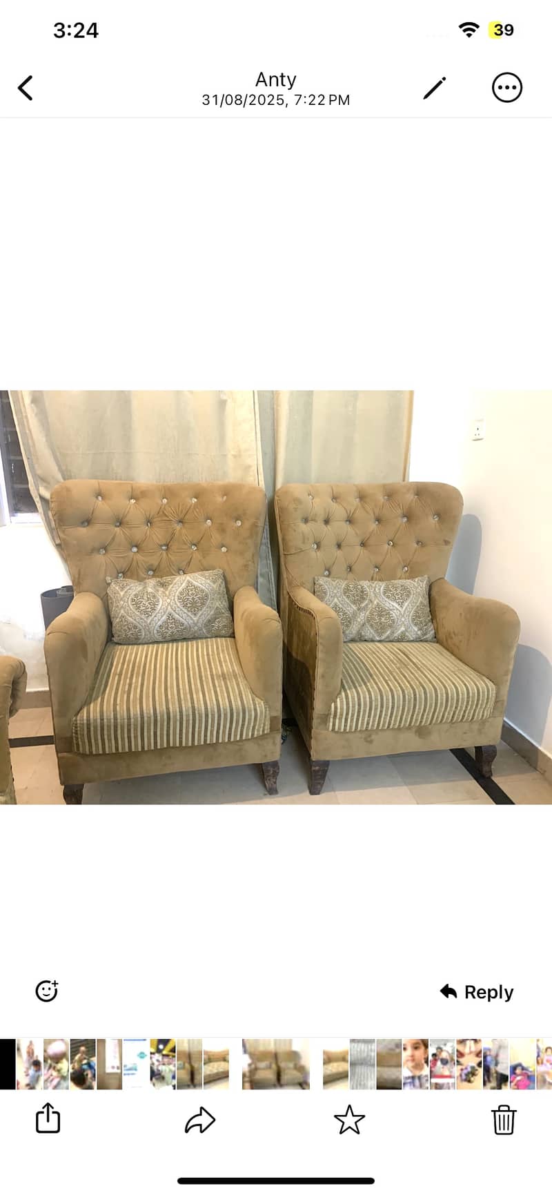 Sofa set 0