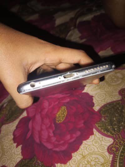 Apple iPhone 6S Plus
