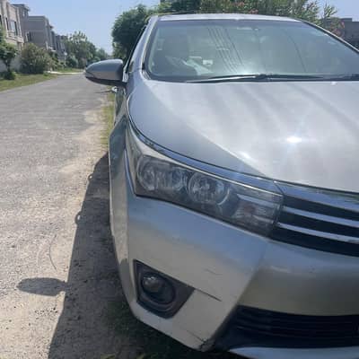 Toyota Corolla Altis Grande 1.8 Model 2016