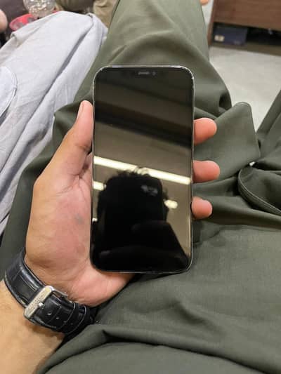 Apple iPhone 12 Pro