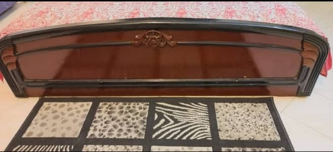 Bed without mattress with 2 side tables