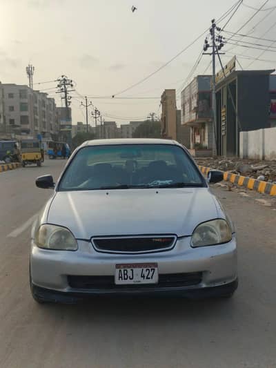 Honda Civic VTI 1998/99 15km average on CNG AC chilled