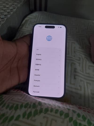 Apple iPhone 16 i Cloud lock