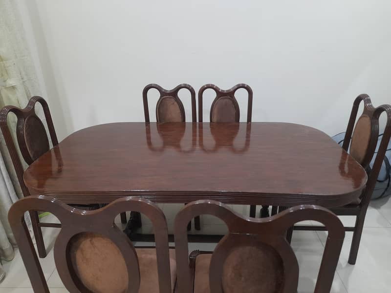 wodden dinning table 1