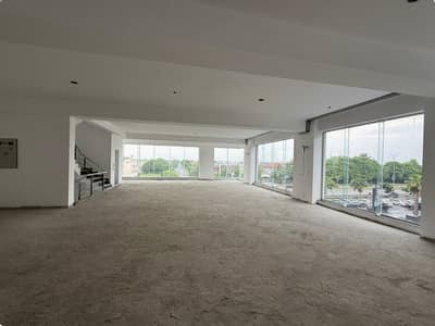 10 Marla Commercial Building For Sale Defence Raya Fairways | Location: Defence Raya Fairways, DHA Phase 6, Lahore