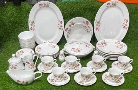 CHINI DINNER SET IN 47 PIECES