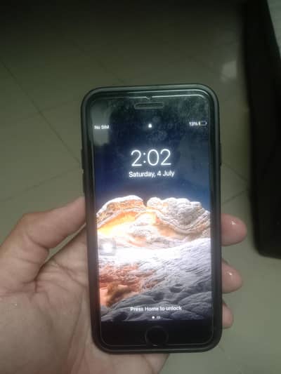 Apple iPhone 7