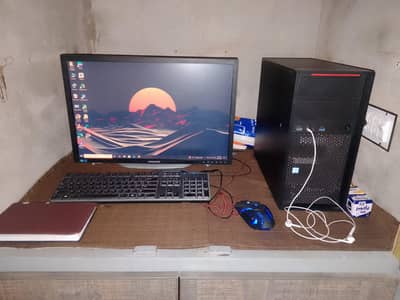 Lenovo Tower i7-7700 7th Gen