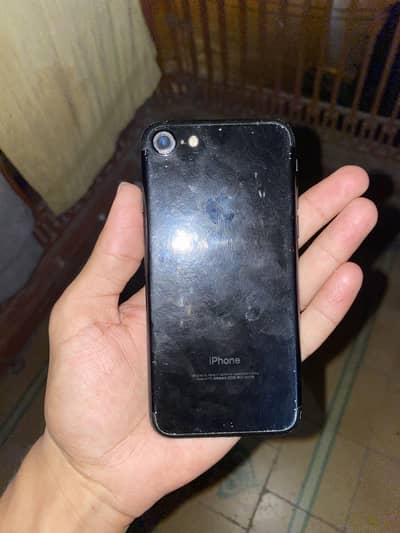 Apple iPhone 7