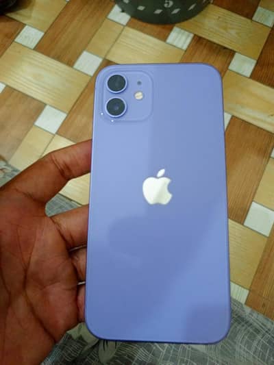 Apple iPhone 12