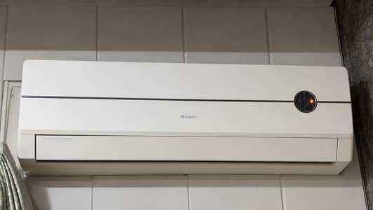 Gree 1 Ton Split Air Conditioner For Urgent Sale
