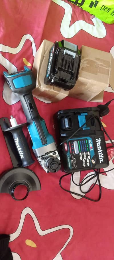 Makita original grinder XGT model 40v UAE import