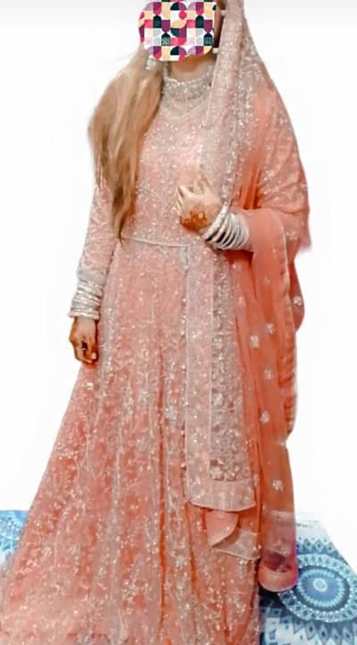 maxi with tale back
