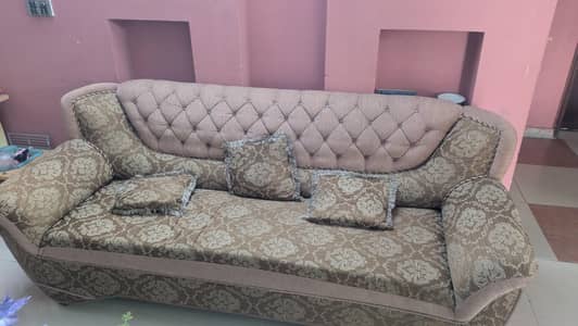 5 seater sofa set with cushions