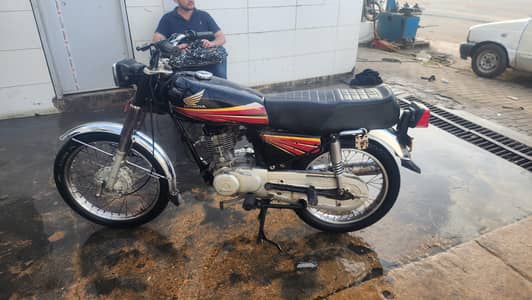 Honda 125 2011 - Rs 80,000