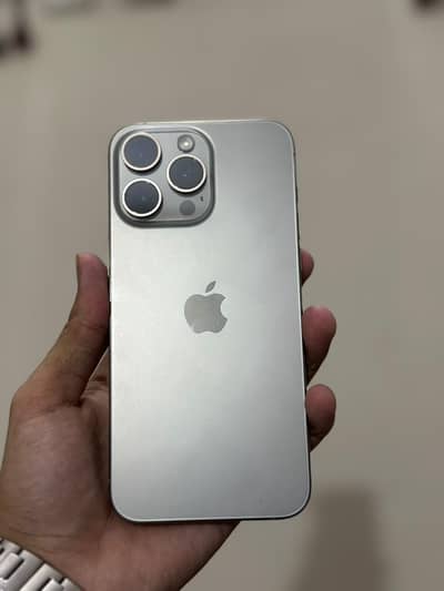 Apple iPhone 15 Pro Max