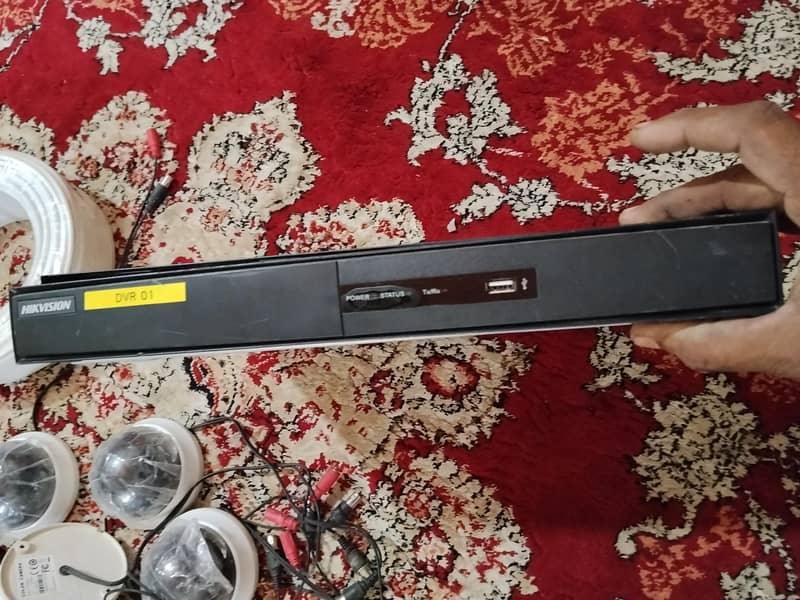 HIKVISION 12