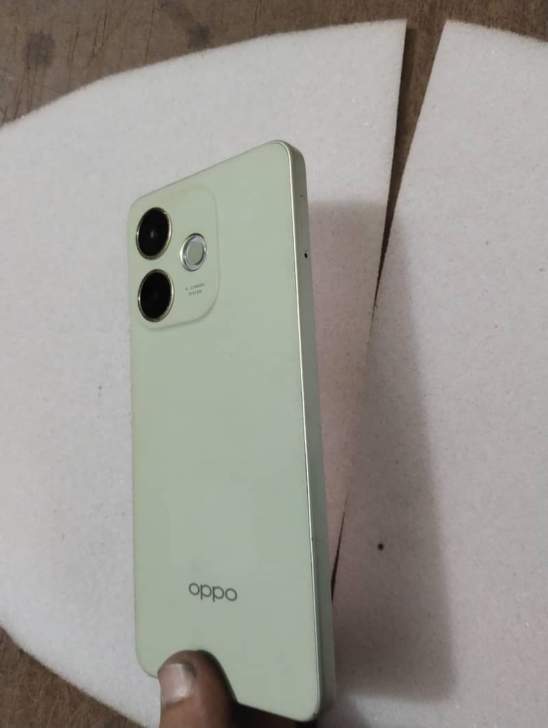 OPPO A5 Pro 4