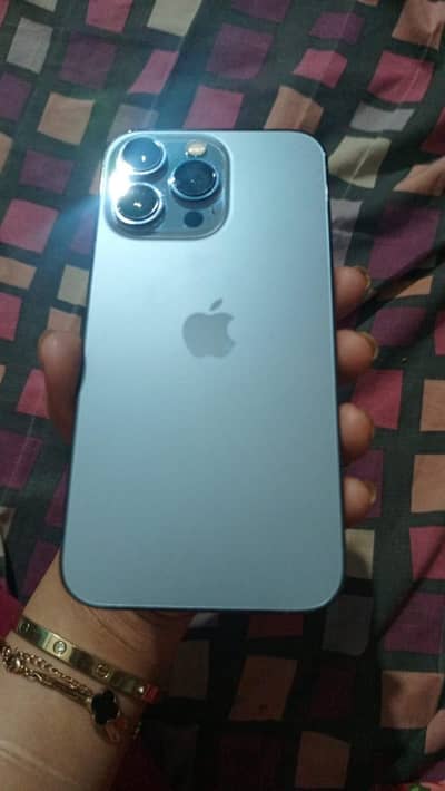 Apple iPhone 13 Pro