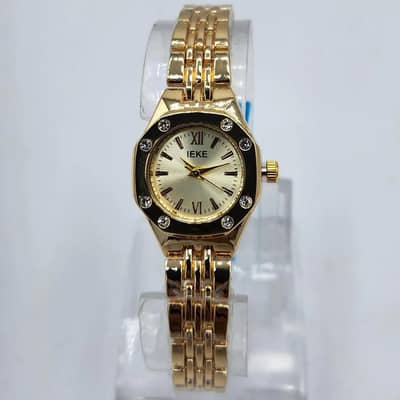 Women's stylish watch ⌚