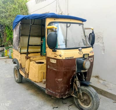 Sazgar Auto Rickshaw For Sale 2016 Model First Owner