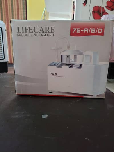 LIFECARE suction machine