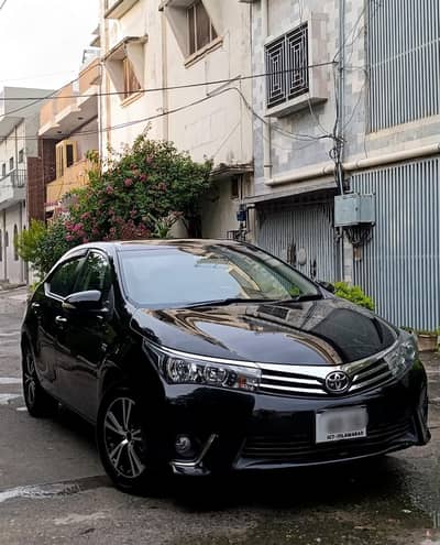 Toyota Corolla Altis Grande CVT-i 1.8 2017 (03497560979)
