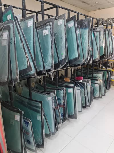Subhan windscreen center