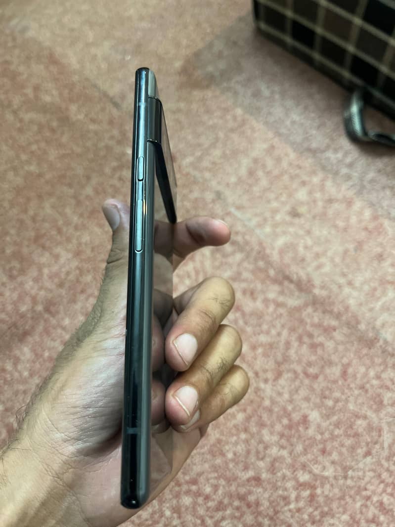 Google Pixel 6 Pro 2