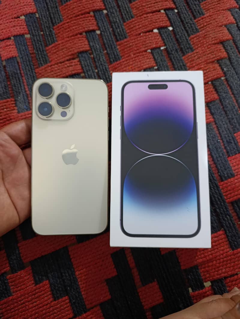 Apple iPhone 14 Pro Max 0
