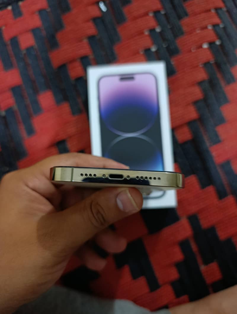 Apple iPhone 14 Pro Max 2