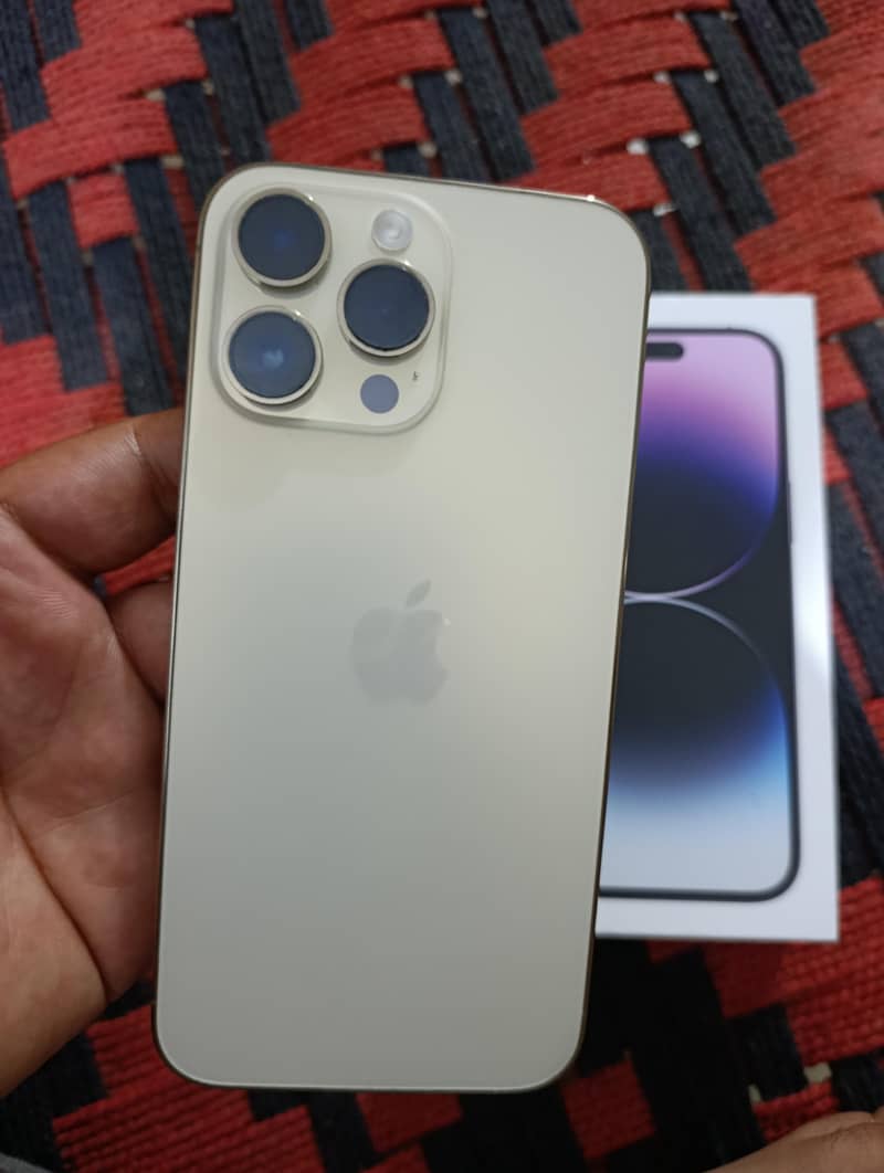 Apple iPhone 14 Pro Max 3
