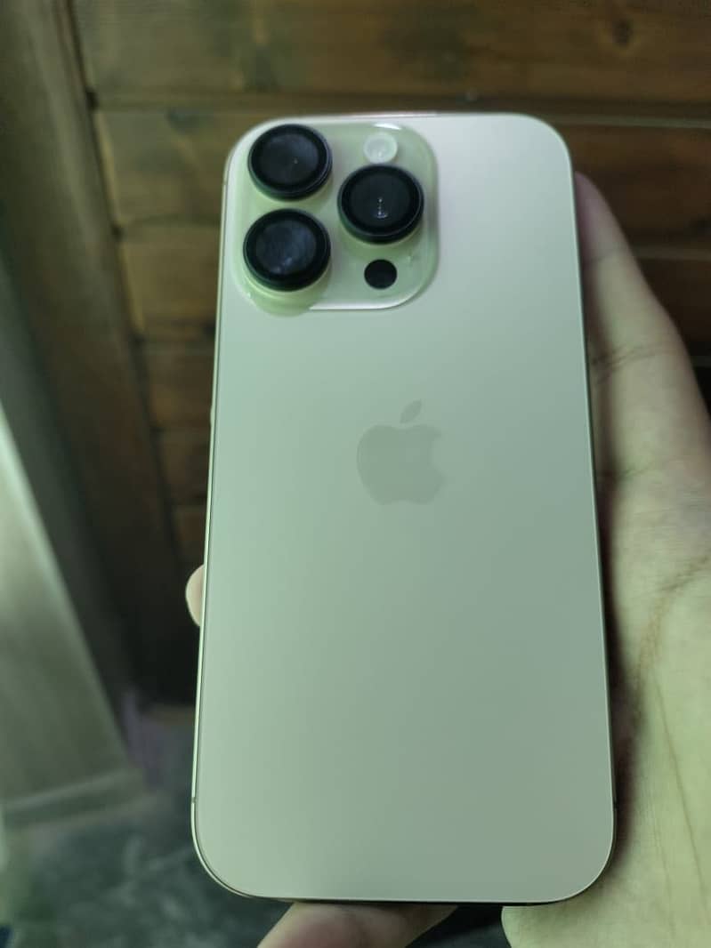 iPhone 16 pro 0