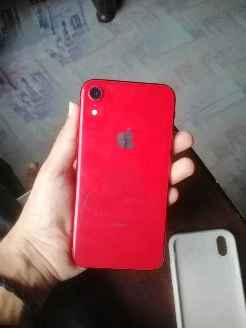 Apple iPhone XR 8