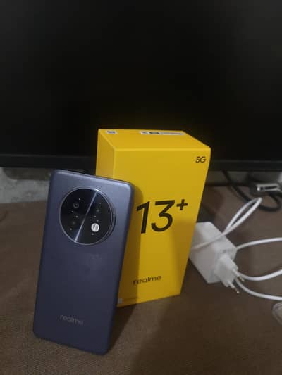 Realme 13 Plus 5g ( 12 +256 ) Full ok set hai . . .