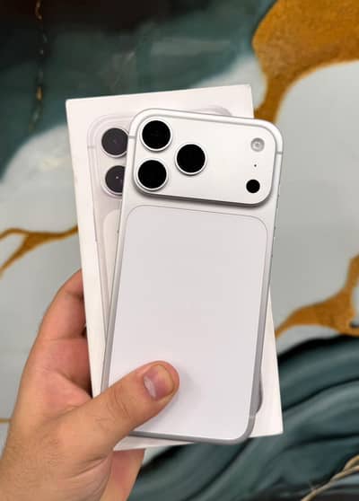iphone 17 pro max white