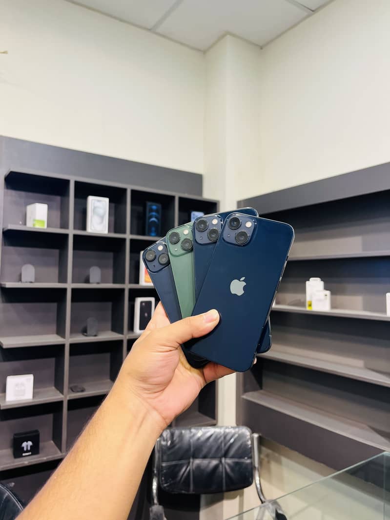 Apple iPhone 13 Jv 3